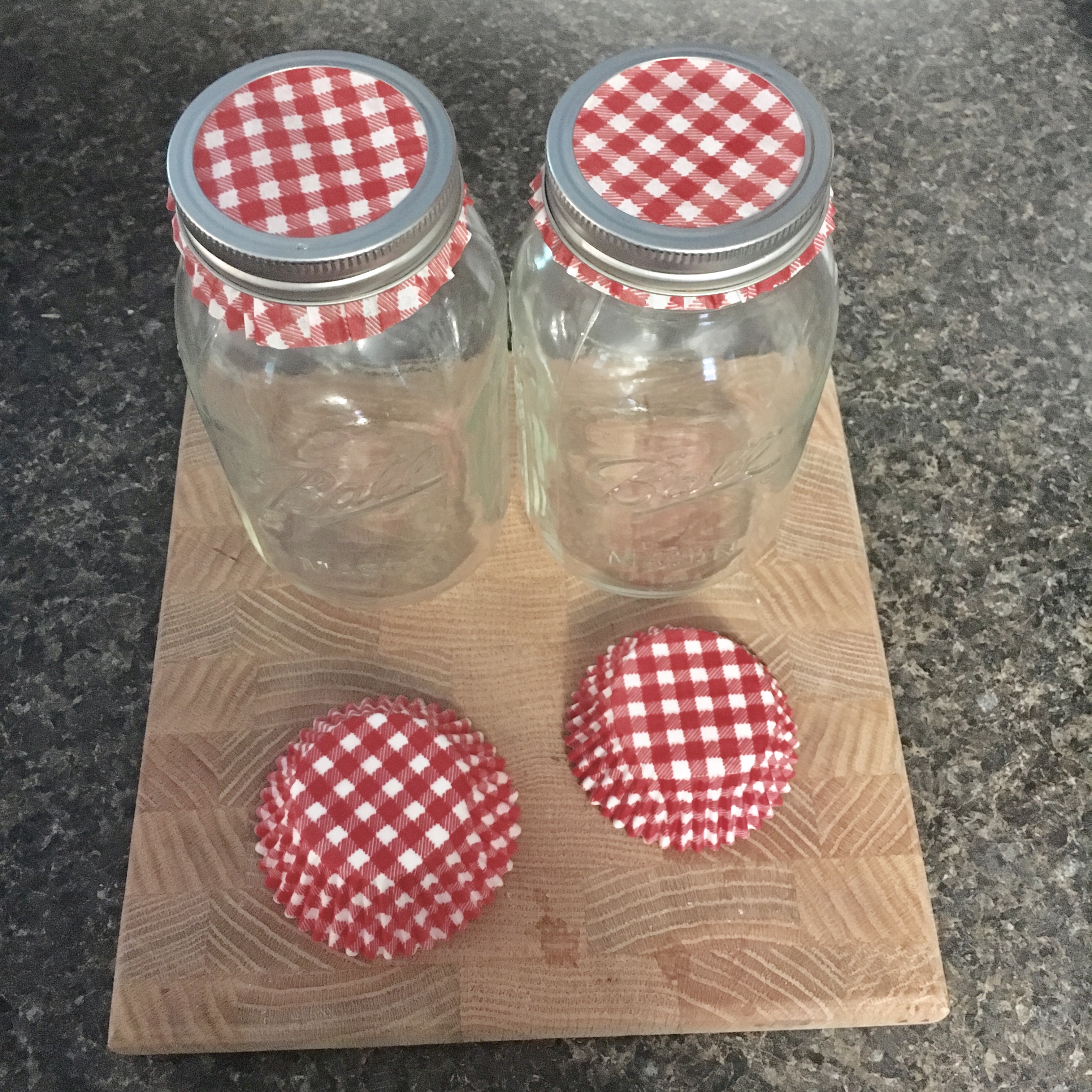 cupcake liners, gingham print