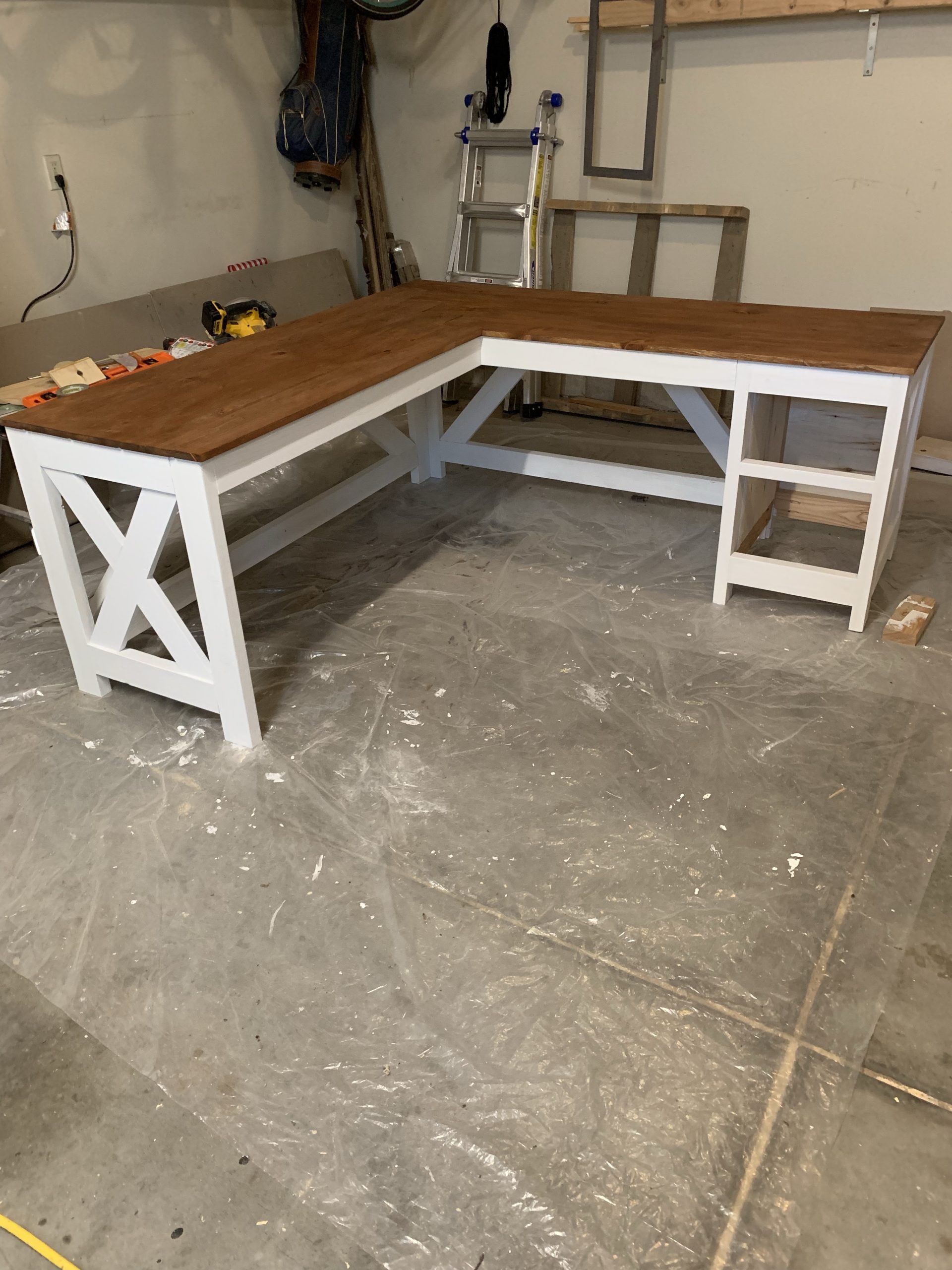 DIY Diy L-Shaped Farmhouse Wood Desk for Streaming